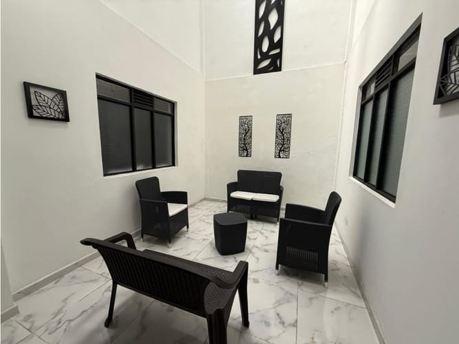 Casa de 13 alcobas en arriendo en Sector Lago Uribe, Pereira, 250 m² · foto 16 de 24