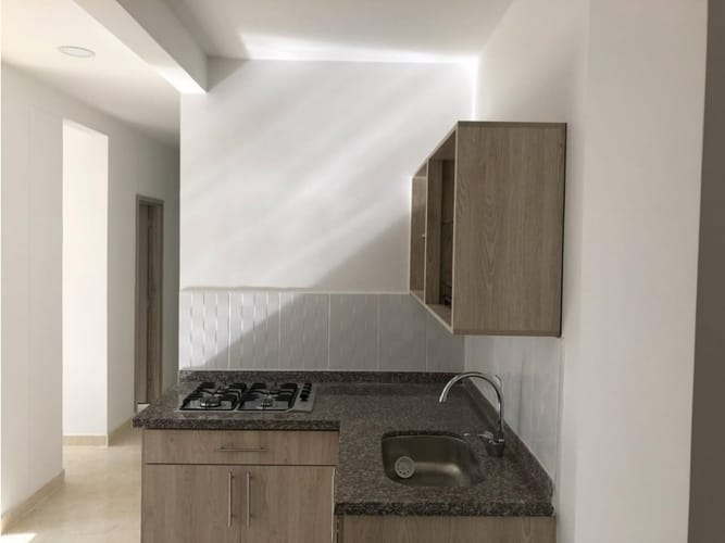 Edificio en venta en El Poblado Ii Etapa, Pereira, 226 m² · foto 12 de 13