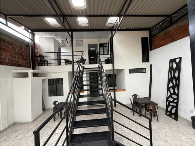 Casa de 13 alcobas en arriendo en Sector Lago Uribe, Pereira, 250 m² · foto 19 de 24