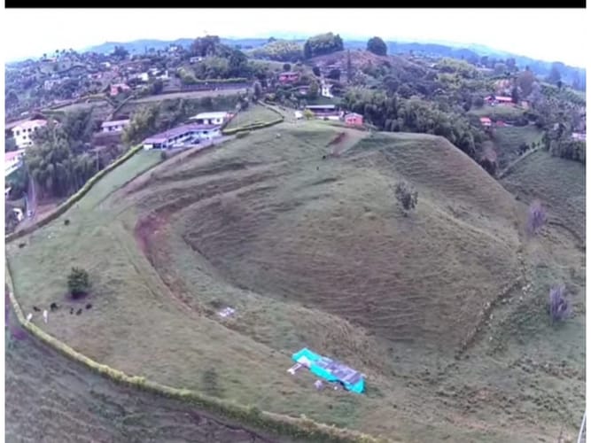 Finca en venta en Tribunas Corcega, Pereira, 340 m² · foto 14 de 21