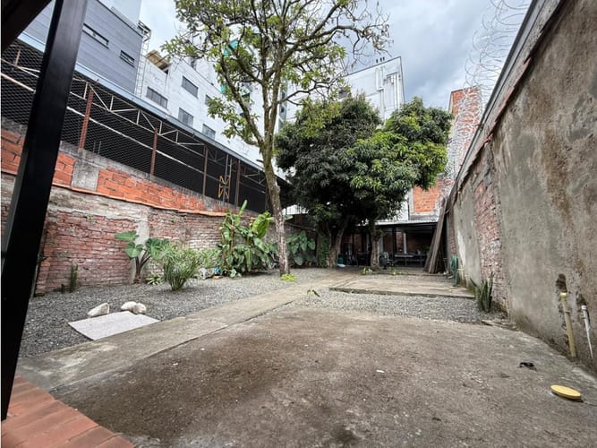 Casa de 13 alcobas en arriendo en Sector Lago Uribe, Pereira, 250 m² · foto 24 de 24