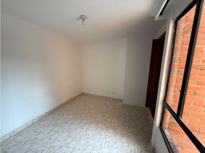 Apartamento de 3 alcobas en venta en Pinares, Pereira, 118 m² · foto 13 de 23
