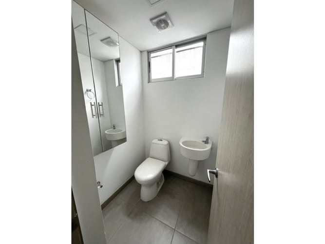 Oficina en venta en Alamos, Pereira, 30 m² · foto 5 de 6