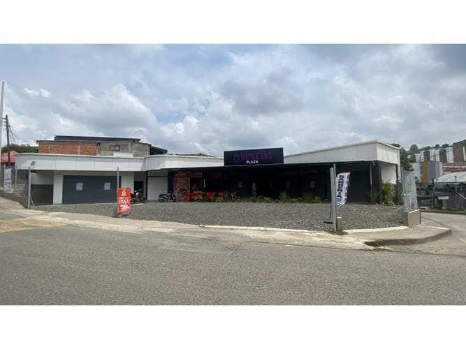 Local en venta en Los Rosales, Dosquebradas, 20 m² · foto 2 de 6