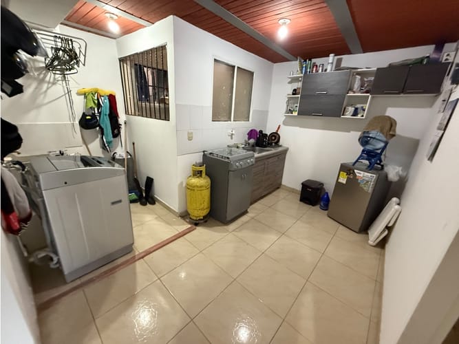 Edificio en venta en Rocio Bajo, Pereira, 138 m² · foto 15 de 24