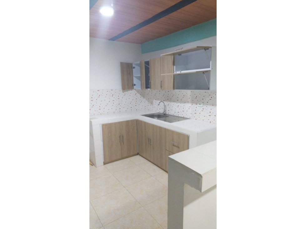 Casa en venta en Sector Lago Uribe, Pereira · foto 4 de 24