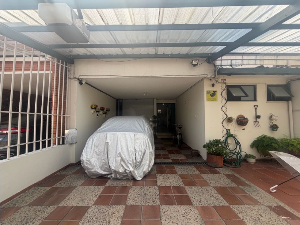 Casa en venta en Santa Barbara Central, Bogotá · foto 15 de 16