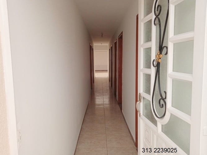 Casa de 5 alcobas en venta en Las Americas, Bogotá, 480 m² · foto 3 de 20