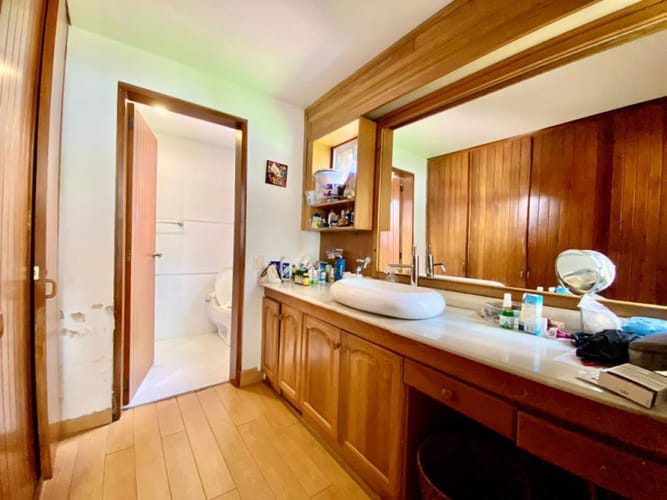 Casa de 4 alcobas en venta en Santa Ana Oriental, Bogotá, 493 m² · foto 14 de 16