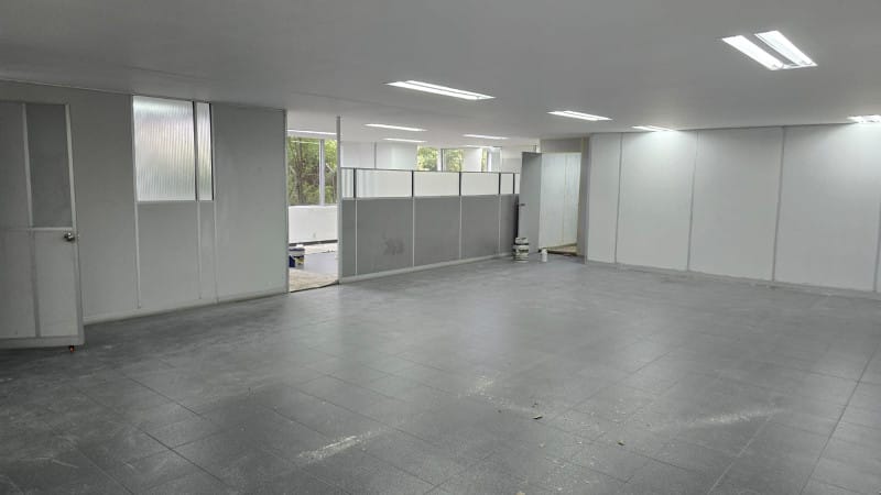 Bodega en arriendo en La Tablacita, La Estrella, 2533 m² · foto 3 de 17