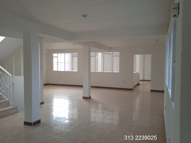 Casa de 5 alcobas en venta en Las Americas, Bogotá, 480 m² · foto 15 de 20
