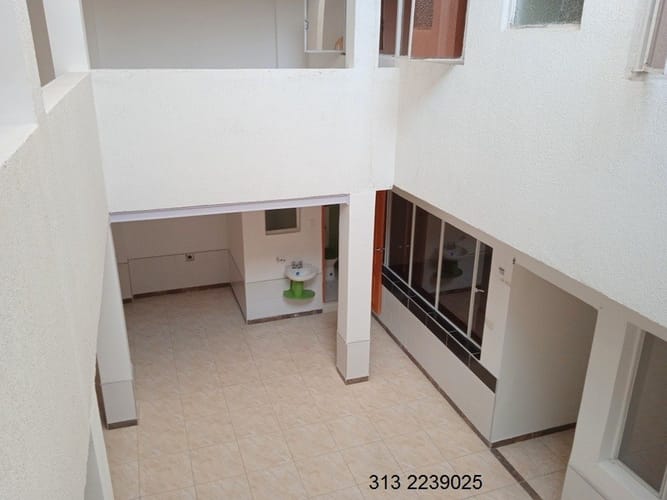 Casa de 5 alcobas en venta en Las Americas, Bogotá, 480 m² · foto 9 de 20
