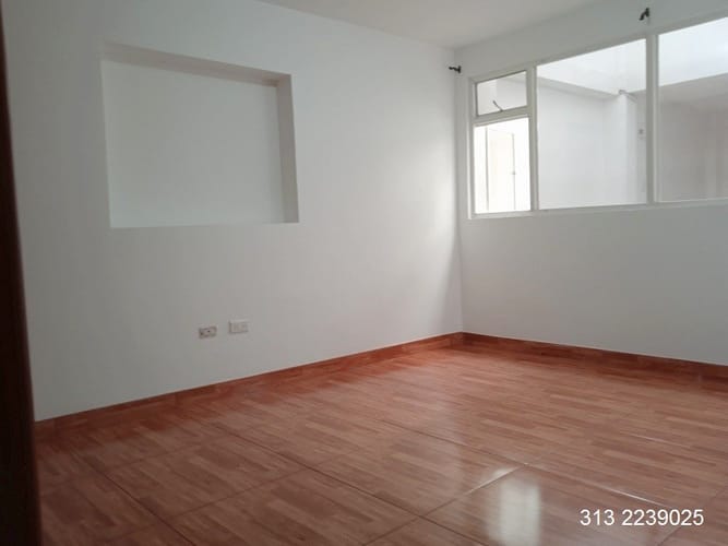 Casa de 5 alcobas en venta en Las Americas, Bogotá, 480 m² · foto 6 de 20