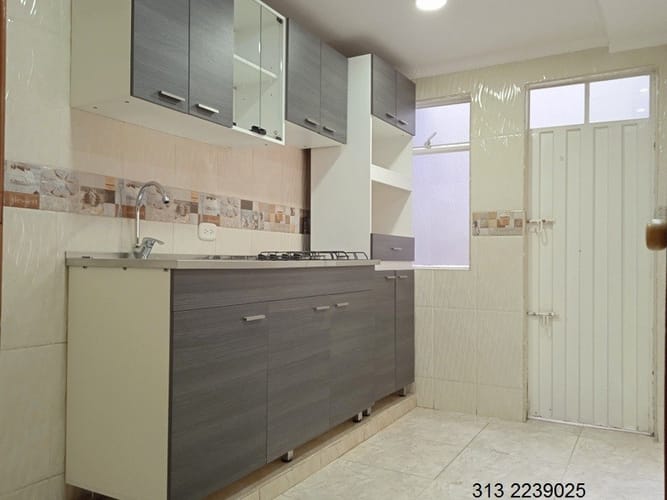Casa de 5 alcobas en venta en Las Americas, Bogotá, 480 m² · foto 14 de 20