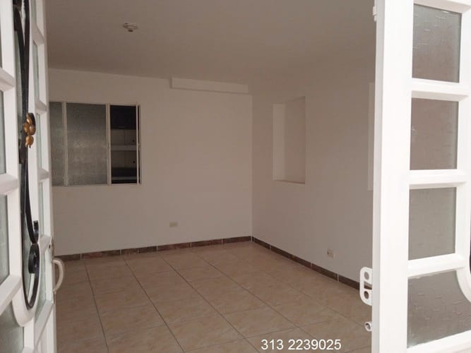 Casa de 5 alcobas en venta en Las Americas, Bogotá, 480 m² · foto 5 de 20