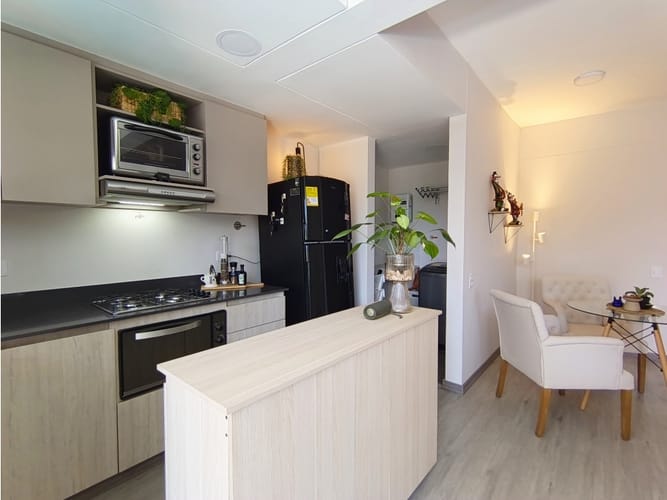 Apartamento de 2 alcobas en venta en Las Palmas, Medellín, 64 m² · foto 4 de 19