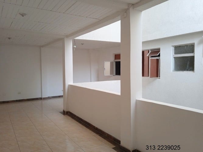Casa de 5 alcobas en venta en Las Americas, Bogotá, 480 m² · foto 10 de 20
