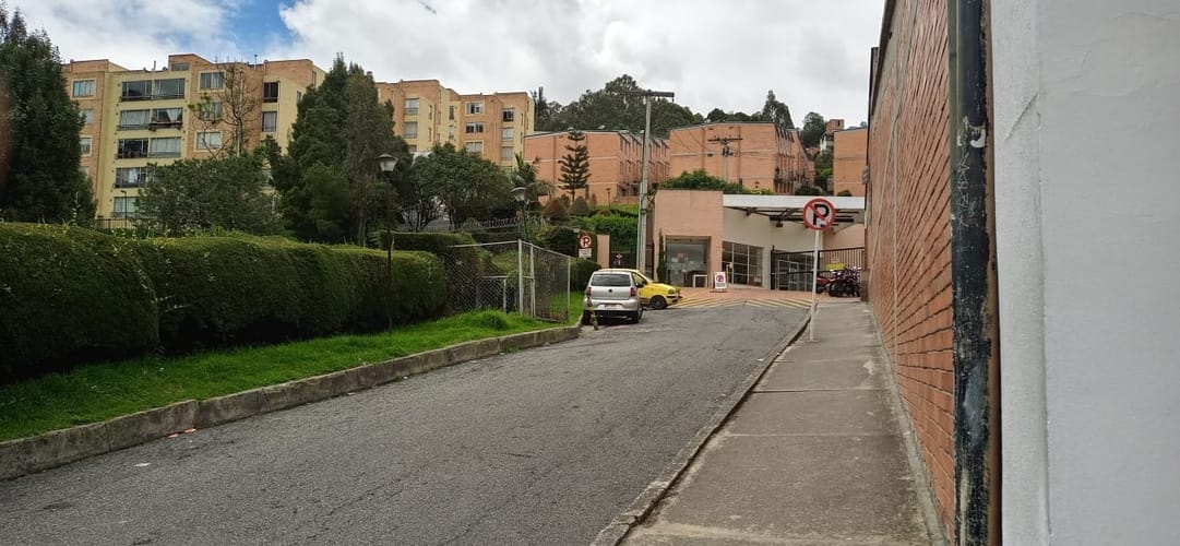 Apartamento de 3 alcobas en venta en Suba Centro, Bogotá, 61 m² · foto 8 de 13