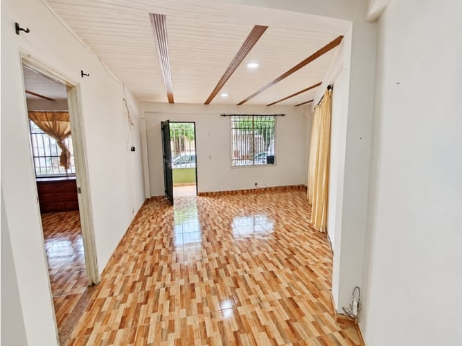 Casa de 5 alcobas en venta en El Prado, Palmira, 290 m² · foto 3 de 24