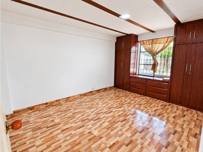 Casa de 5 alcobas en venta en El Prado, Palmira, 290 m² · foto 4 de 24