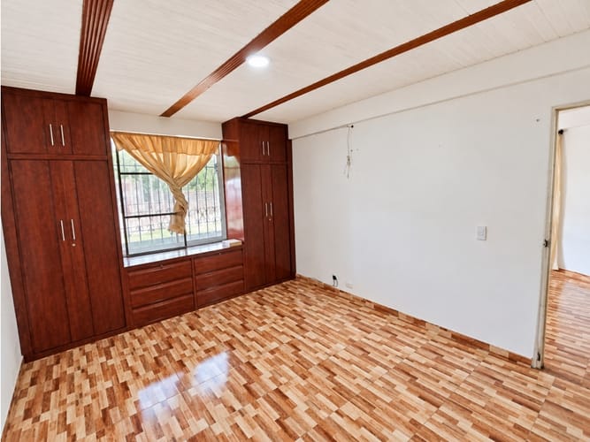 Casa de 5 alcobas en venta en El Prado, Palmira, 290 m² · foto 5 de 24