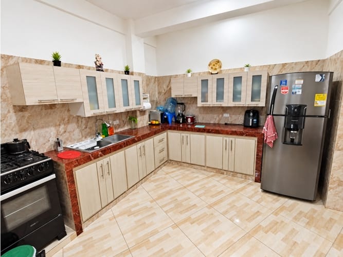 Casa de 5 alcobas en venta en El Prado, Palmira, 290 m² · foto 13 de 24