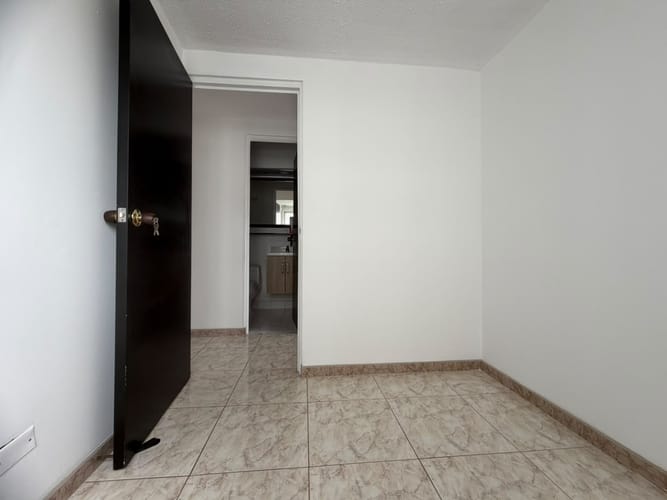 Apartamento de 3 alcobas en arriendo en Villas Del Mediterraneo, Bogotá, 50 m² · foto 14 de 24
