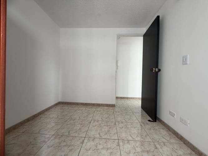Apartamento de 3 alcobas en arriendo en Villas Del Mediterraneo, Bogotá, 50 m² · foto 13 de 24