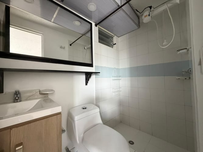 Apartamento de 3 alcobas en arriendo en Villas Del Mediterraneo, Bogotá, 50 m² · foto 23 de 24
