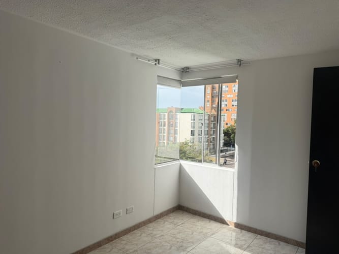 Apartamento de 3 alcobas en arriendo en Villas Del Mediterraneo, Bogotá, 50 m² · foto 22 de 24