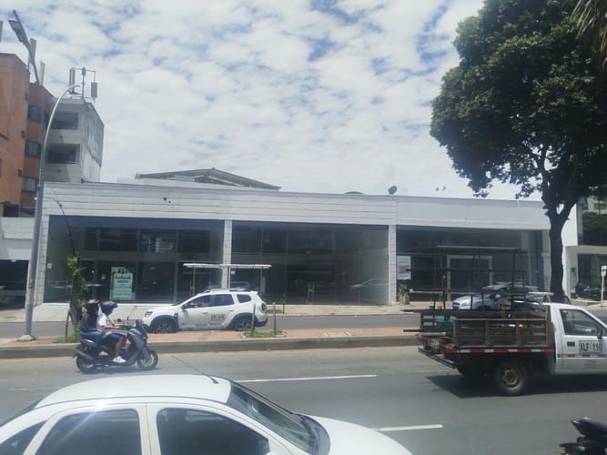 Local en arriendo en Nuevo Sotomayor, Bucaramanga, 301 m² · foto 6 de 20