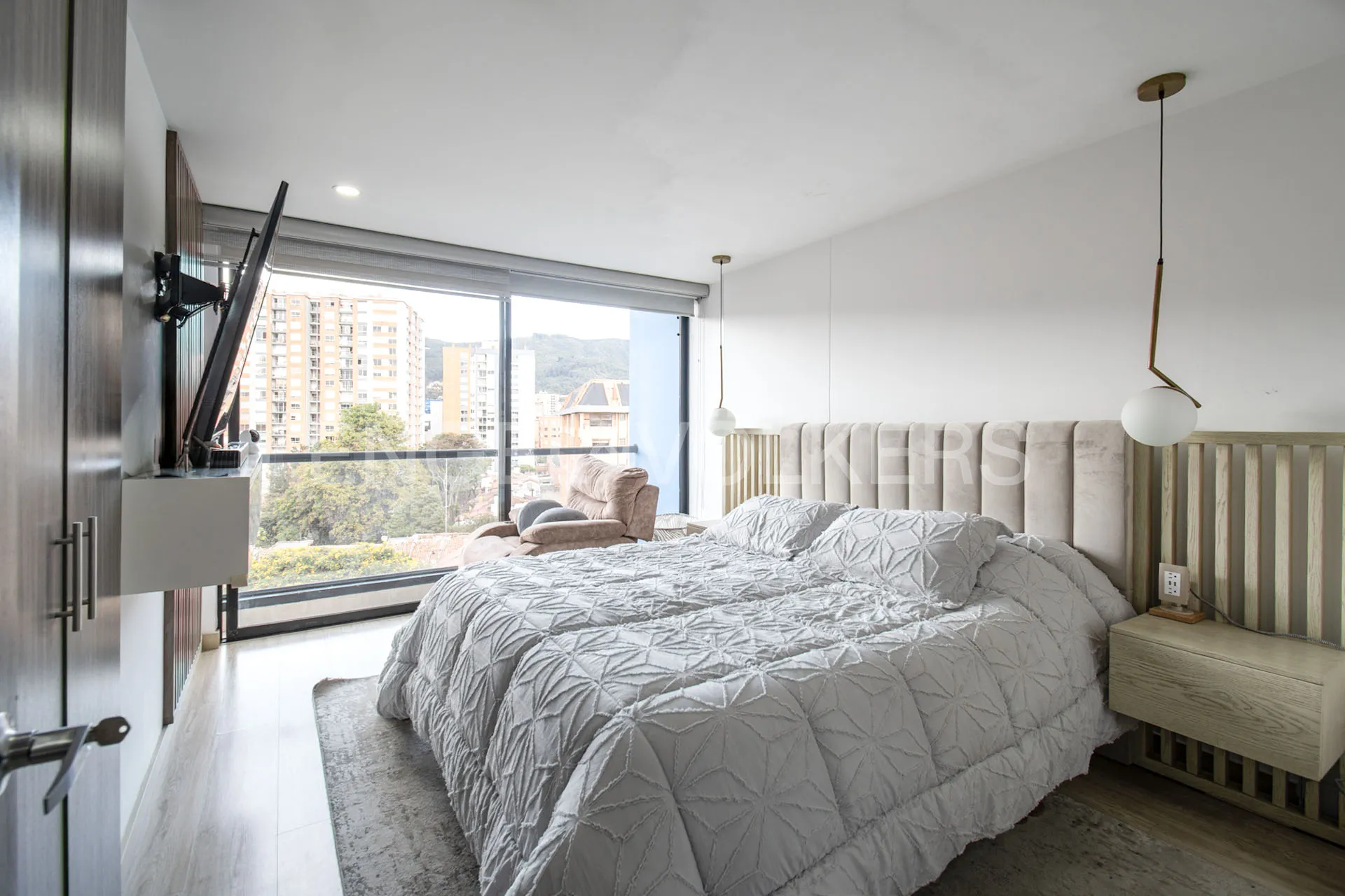 Apartamento en venta en Contador, Bogotá · foto 8 de 15