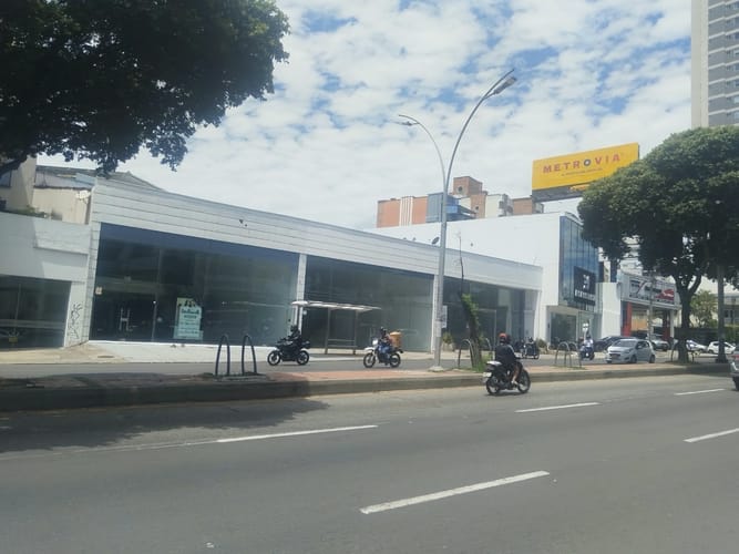 Local en arriendo en Nuevo Sotomayor, Bucaramanga, 3287 m² · foto 15 de 24