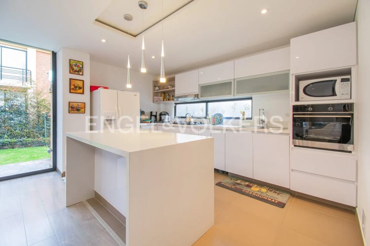 Casa de 3 alcobas en venta en Chuntame, Cajicá, 165 m² · foto 6 de 16
