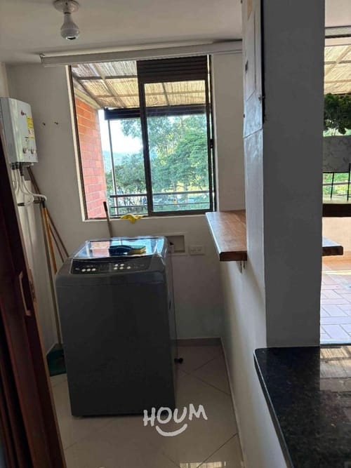 Apartamento de 1 alcoba en arriendo en El Poblado, Medellín, 101 m² · foto 14 de 16
