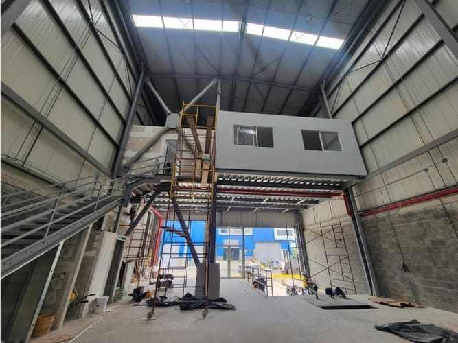 Bodega en venta en Cerritos, Pereira, 681 m² · foto 4 de 11