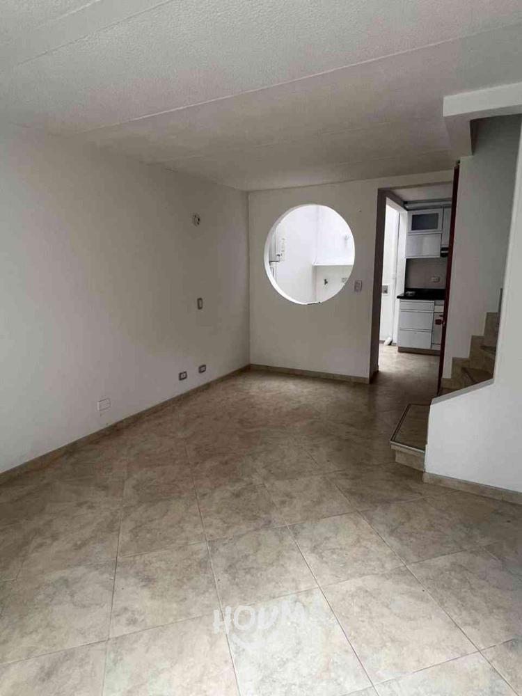 Casa en venta en Cerros De Suba, Bogotá · foto 2 de 17