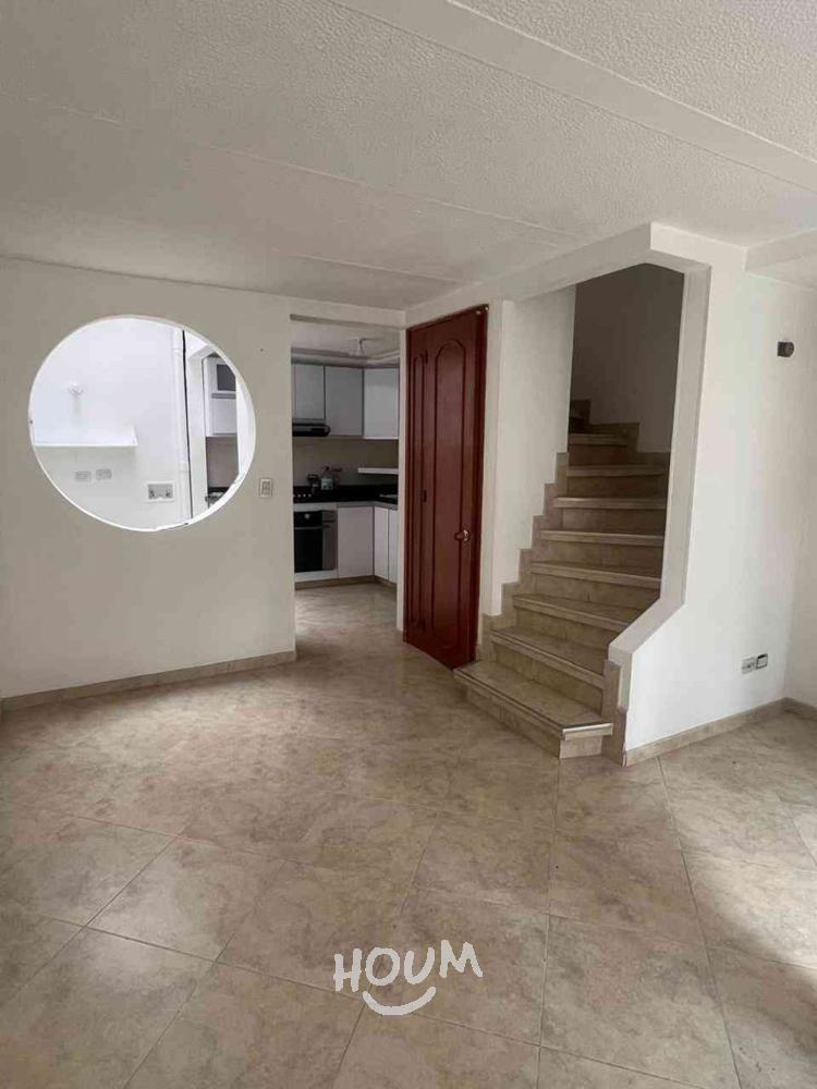 Casa en venta en Cerros De Suba, Bogotá · foto 3 de 17