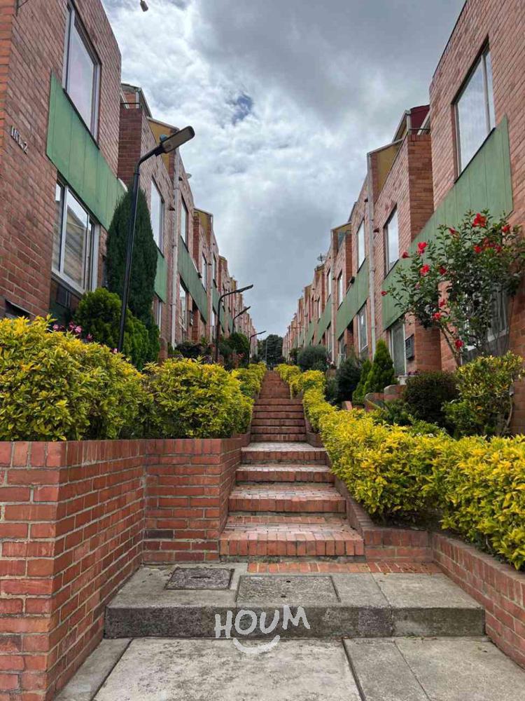 Casa en venta en Cerros De Suba, Bogotá · foto 15 de 17