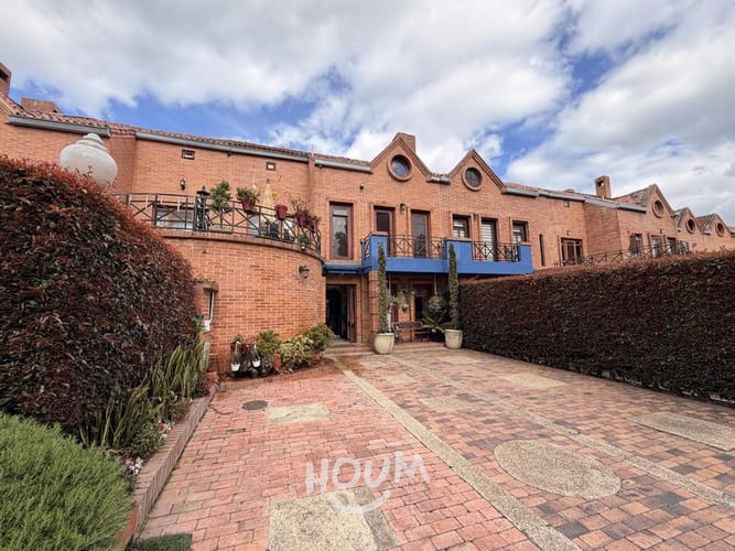 Casa de 4 alcobas en venta en Hacienda San Jose, Chía, 188 m² · foto 2 de 24
