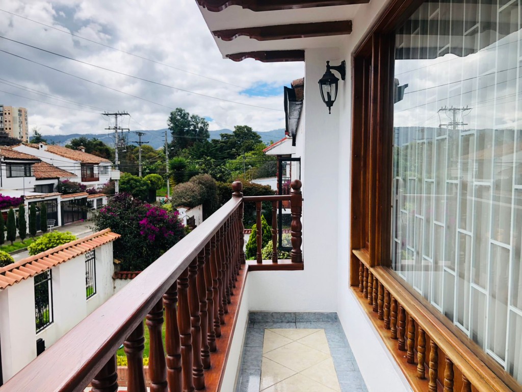 Casa en venta en Las Villas, Bogotá · foto 4 de 18