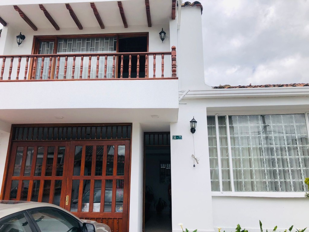 Casa en venta en Las Villas, Bogotá · foto 11 de 18