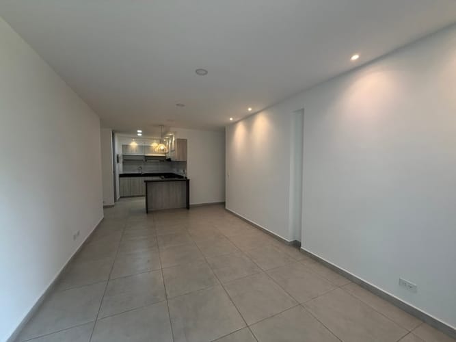 Apartamento de 3 alcobas en venta en El Ingenio, Cali, 90 m² · foto 4 de 14