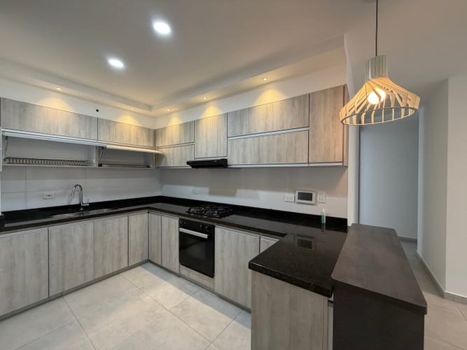 Apartamento de 3 alcobas en venta en El Ingenio, Cali, 90 m² · foto 5 de 14