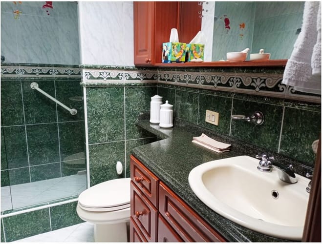 Casa de 3 alcobas en venta en Altos De Bella Suiza, Bogotá, 360 m² · foto 12 de 16