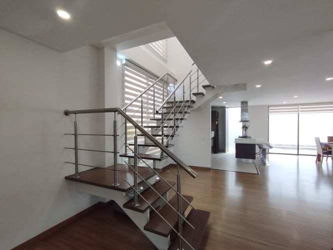 Casa de 4 alcobas en venta en Pueblo Viejo, Cota, 195 m² · foto 2 de 24
