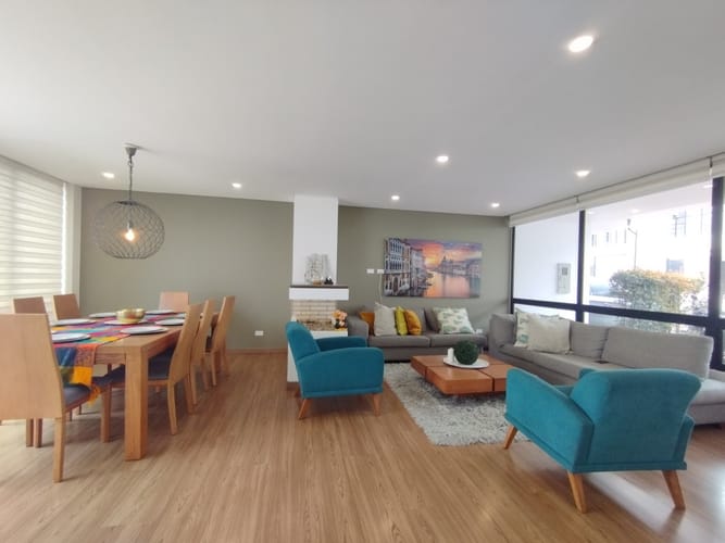 Casa de 4 alcobas en venta en Pueblo Viejo, Cota, 195 m² · foto 3 de 24