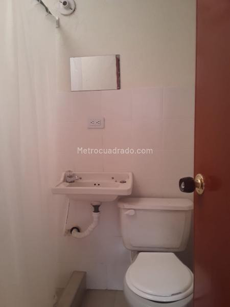 Casa en venta en Engativá, Bogotá · foto 8 de 11