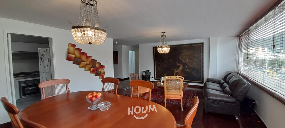 Apartamento en venta en Chico Norte, Bogotá · foto 2 de 24