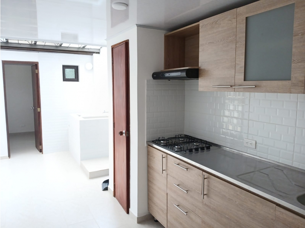 Casa en venta en Modelia, Bogotá · foto 2 de 19
